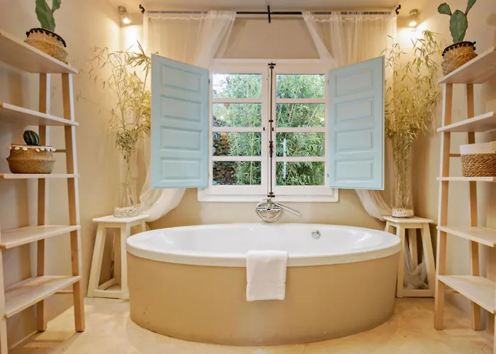 וילה Discreet Luxury With Splendid Views