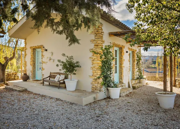 Discreet Luxury With Splendid Views *