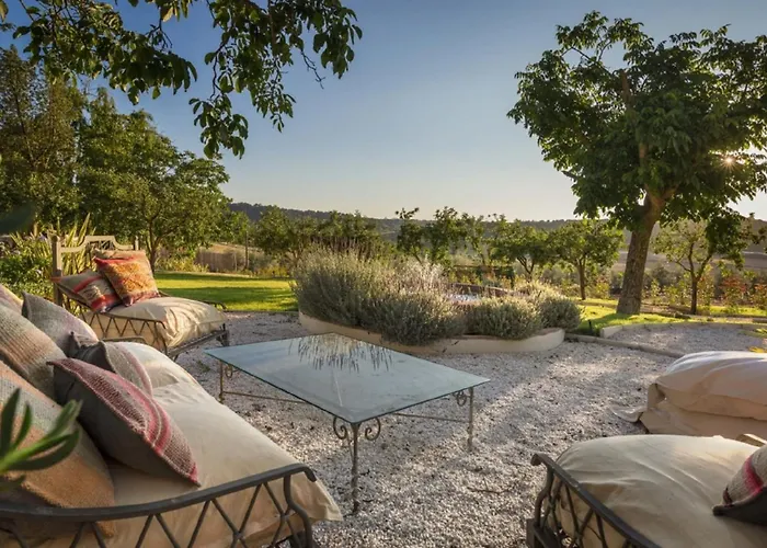 Discreet Luxury With Splendid Views *