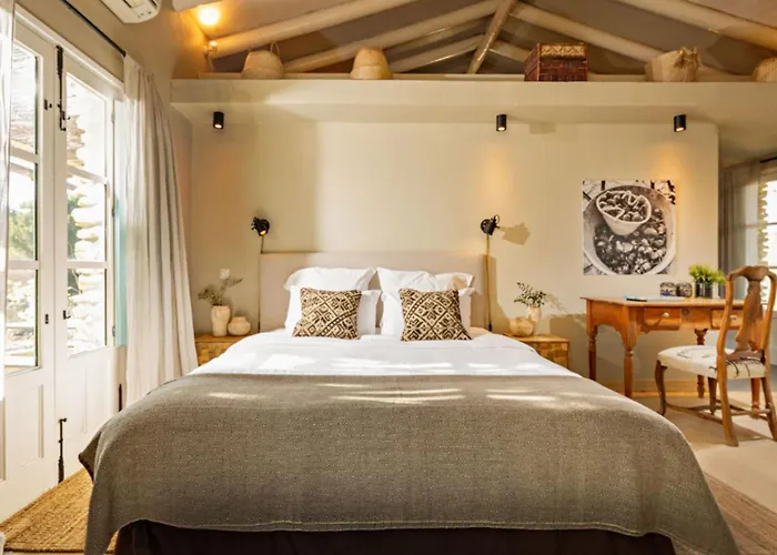 Discreet Luxury With Splendid Views * 龙达